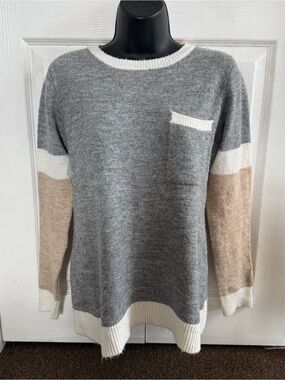 Pink Clove Gray Colorblock Crewneck Sweater with Pocket